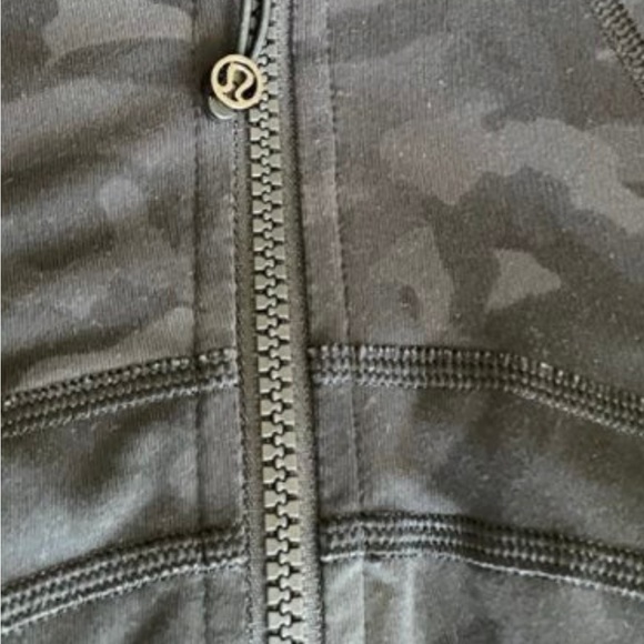 - Lululemon define jacket size 8 - Picture 5 of 7